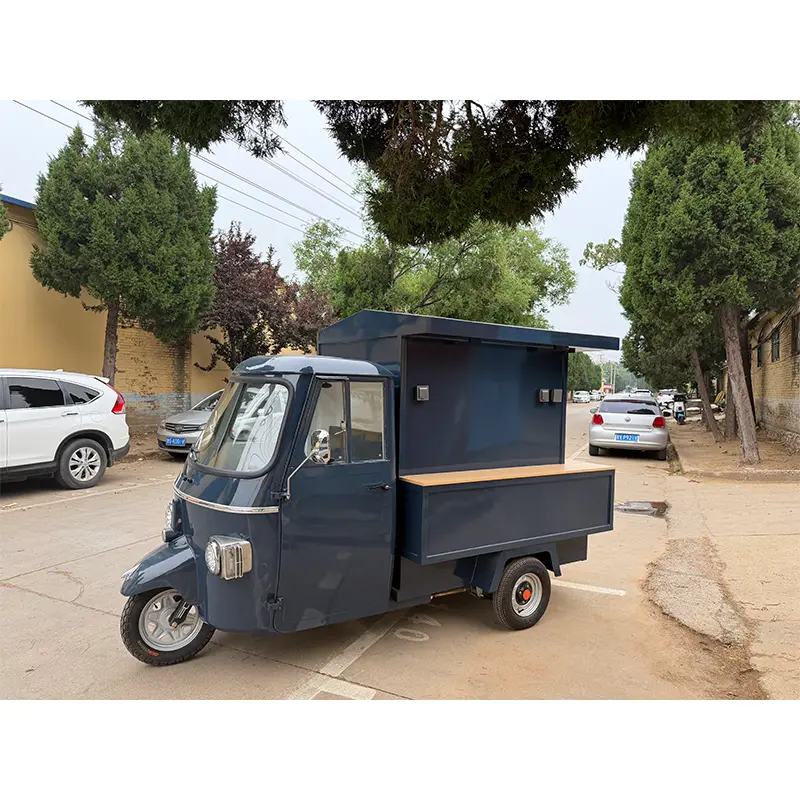 وانت فست فود کنار بازکن Piaggio